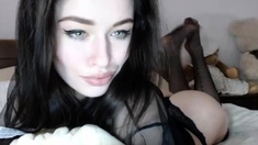 Brunette Solo Webcam Masturbation