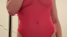 Home Made Amateur Blonde Masturbating