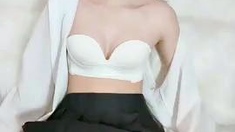 Sexy hottie Anetta Keys enjoys a solo toy masturbation