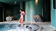 Amateur milf outdoors blowjob and fucking