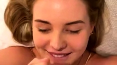Peachypam Gets Railed In The Bed