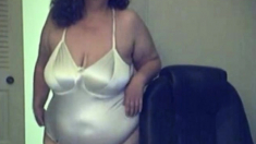 bbw granny in sexy satin body